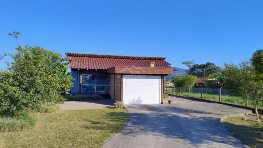 Imóvel Comercial com 5 Quartos à venda, 273m² no Araçatuba, Imbituba