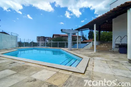 Casa com 3 Quartos para alugar, 360m² no Icaraí, Caucaia