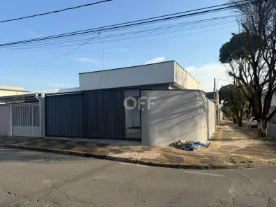 Casa com 2 Quartos para alugar, 120m² no Vila Industrial, Campinas