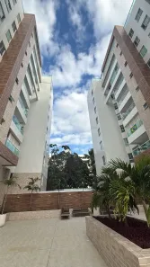 Apartamento com 3 Quartos para alugar, 110m² no Pitangueiras, Lauro de Freitas