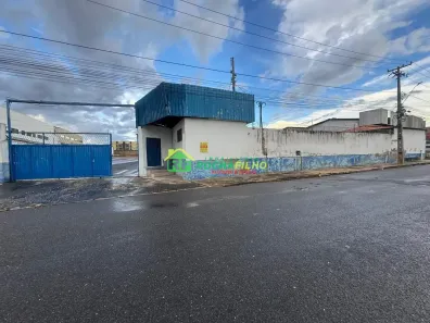 Galpão/Depósito/Armazém com 8 Quartos para alugar, 1400m² no Vermelha, Teresina