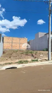 Lote/Terreno à venda, 200m² no Brazmadeira, Cascavel