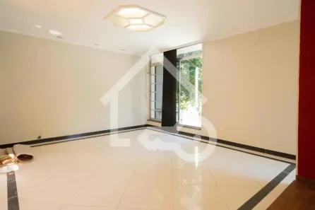 Casa com 3 Quartos para alugar, 239m² no Nova Petrópolis, São Bernardo do Campo