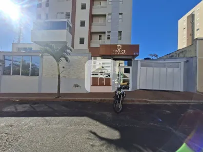 Apartamento com 2 Quartos para alugar, 72m² no Santa Mônica, Uberlândia