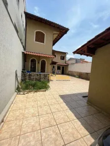 Sobrado com 3 Quartos à venda, 200m² no Jardim Aricanduva, São Paulo