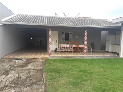 Casa com 3 Quartos à venda, 126m² no Jardim das Palmeiras, Uberlândia