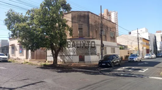 Sobrado com 3 Quartos à venda, 320m² no Osvaldo Rezende, Uberlândia