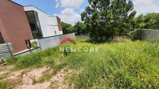 Lote/Terreno à venda, 585m² no Granja Viana, Carapicuíba