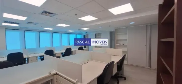 Sala Comercial para alugar, 172m² no Indianópolis, São Paulo