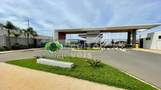 Sobrado com 4 Quartos à venda, 192m² no Uvaranas, Ponta Grossa