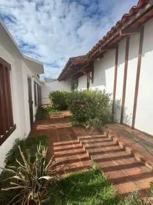 Imóvel Comercial com 4 Quartos para alugar, 205m² no Osvaldo Rezende, Uberlândia
