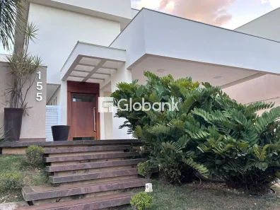 Casa de Condomínio com 4 Quartos à venda, 368m² no Ibituruna, Montes Claros