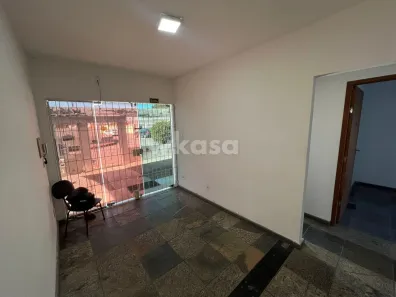 Sala Comercial com 13 Quartos para alugar, 600m² no Parque Residencial Laranjeiras, Serra