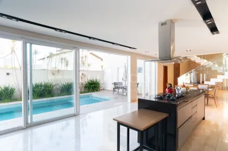 Casa de Condomínio com 4 Quartos à venda, 245m² no Esperança, Londrina