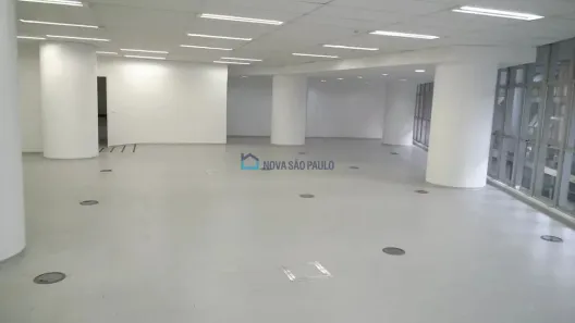 Sala Comercial para alugar, 925m² no República, São Paulo