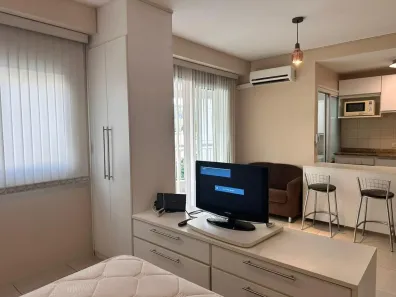 Apartamento com 1 Quarto para alugar, 50m² no Cidade Monções, São Paulo
