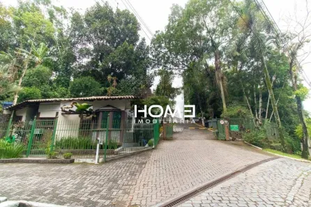 Casa de Condomínio com 3 Quartos à venda, 229m² no Sapê, Niterói