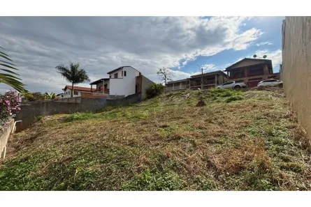 Lote/Terreno à venda, 275m² no Novo Cruzeiro, Itatiba