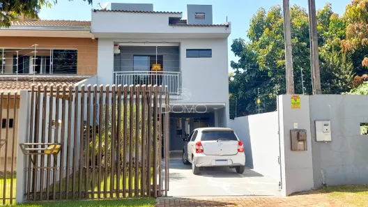 Sobrado com 2 Quartos à venda, 166m² no Santa Cruz, Cascavel