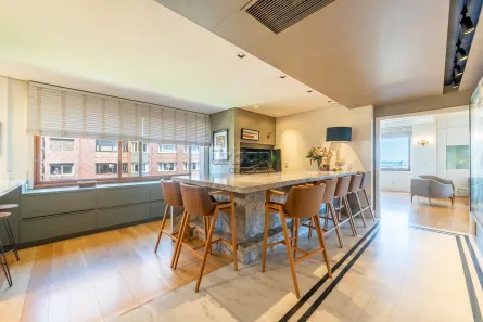 Apartamento com 4 Quartos à venda, 259m² no Moinhos de Vento, Porto Alegre
