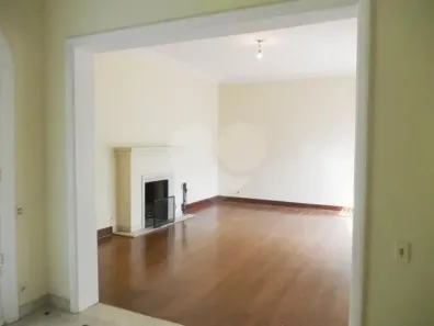 Sobrado com 3 Quartos à venda, 240m² no Vila Madalena, São Paulo
