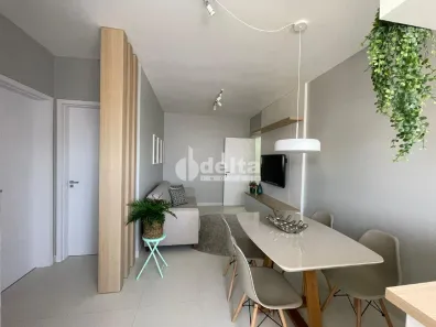 Apartamento com 2 Quartos à venda, 75m² no Segismundo Pereira, Uberlândia