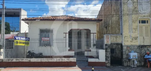 Casa com 4 Quartos à venda, 370m² no São José, Aracaju