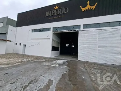 Galpão/Depósito/Armazém para alugar, 1000m² no Jardim Porto Novo, Caraguatatuba