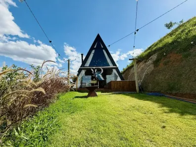 Casa com 1 Quarto à venda, 2922m² no Pedro do Rio, Petrópolis