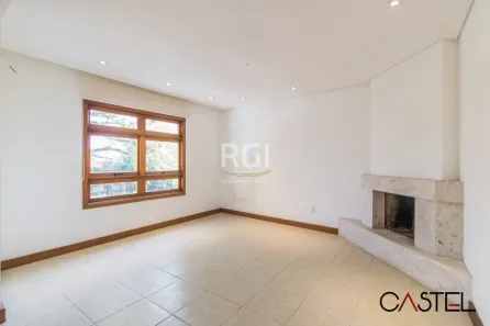 Casa com 3 Quartos à venda, 250m² no Guarujá, Porto Alegre