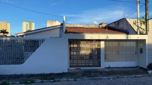 Casa com 4 Quartos para alugar, 220m² no Ponta Negra, Natal
