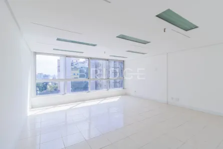 Sala Comercial para alugar, 92m² no Centro Histórico, Porto Alegre