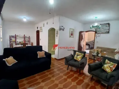 Casa com 3 Quartos à venda, 230m² no Jardim Monumento, Piracicaba