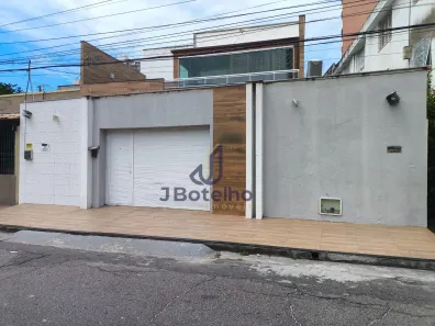 Casa com 4 Quartos à venda, 222m² no Meireles, Fortaleza
