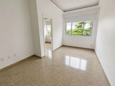 Apartamento com 2 Quartos para alugar, 75m² no Copacabana, Rio de Janeiro