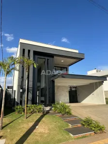 Casa de Condomínio com 4 Quartos à venda, 218m² no Jardins Capri, Senador Canedo