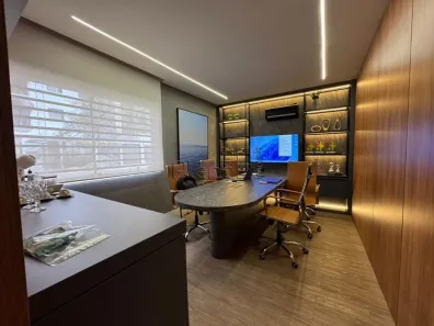 Imóvel Comercial com 7 Quartos à venda, 275m² no Cambuí, Campinas