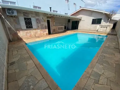 Casa com 3 Quartos para alugar, 190m² no Areão, Piracicaba