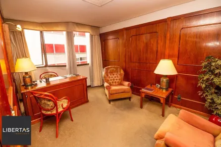 Sala Comercial à venda, 54m² no Rio Branco, Porto Alegre