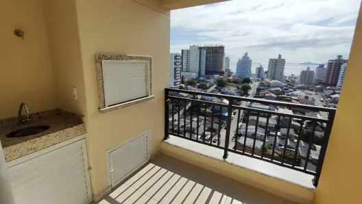 Apartamento com 2 Quartos à venda, 68m² no Barreiros, São José