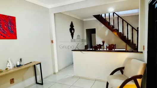 Sobrado com 3 Quartos à venda, 140m² no Jardim Terras do Sul, São José dos Campos