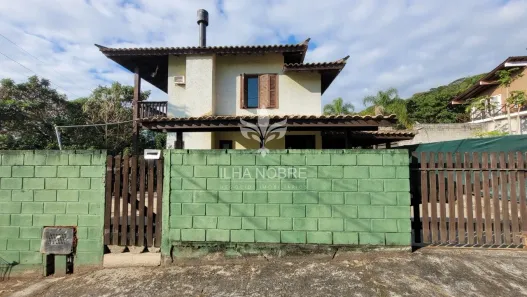 Casa com 3 Quartos para alugar, 200m² no Lagoa da Conceição, Florianópolis
