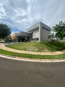 Casa de Condomínio com 4 Quartos à venda, 240m² no Residencial Campo Camanducaia, Jaguariúna