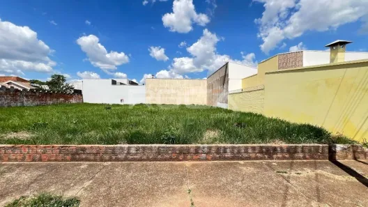 Lote/Terreno à venda, 300m² no Jardim de Cresci, São Carlos