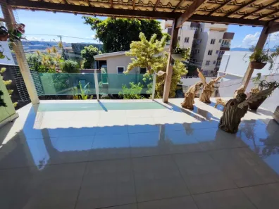 Casa com 3 Quartos à venda, 106m² no Água Branca, Contagem