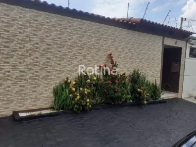 Casa com 3 Quartos para alugar, 194m² no Jardim Patrícia, Uberlândia