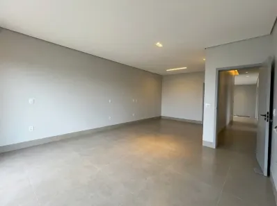 Sobrado com 4 Quartos à venda, 308m² no Residencial Morumbi, Goiânia