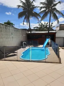 Casa com 3 Quartos à venda, 360m² no Ramos, Rio de Janeiro