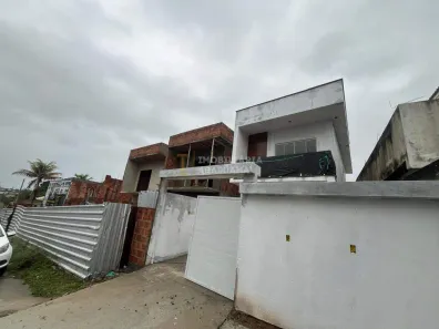 Casa com 2 Quartos à venda, 80m² no Parque Hotel, Araruama