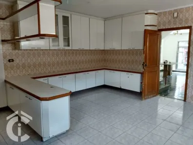 Sobrado com 3 Quartos para alugar, 242m² no Vila Oratório, São Paulo